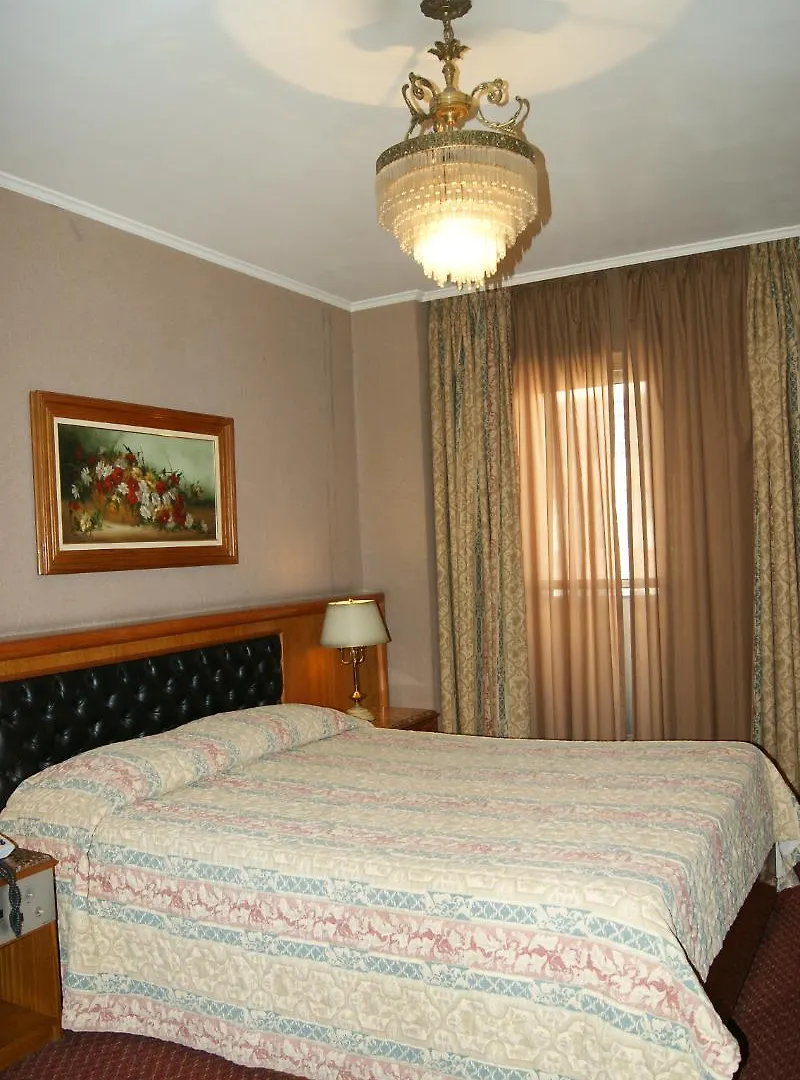 Republica Park Hotel Sao Paulo 3*,  Brazil